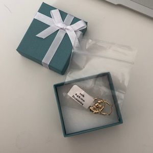 NWT Claddagh Earrings